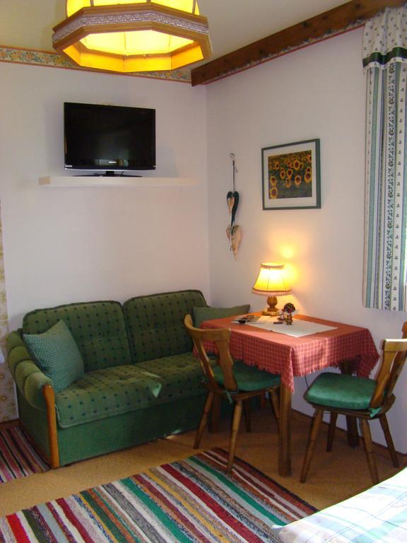 Landhaus Teufl Bed & Breakfast Faistenau Bilik gambar