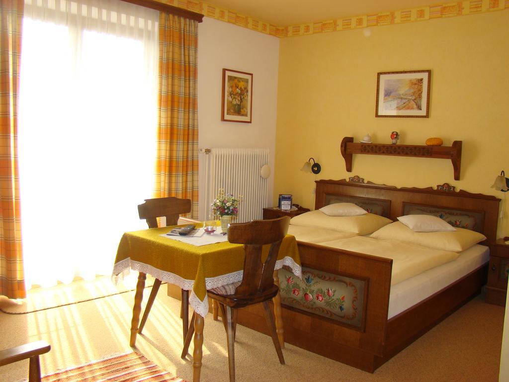 Landhaus Teufl Bed & Breakfast Faistenau Bilik gambar