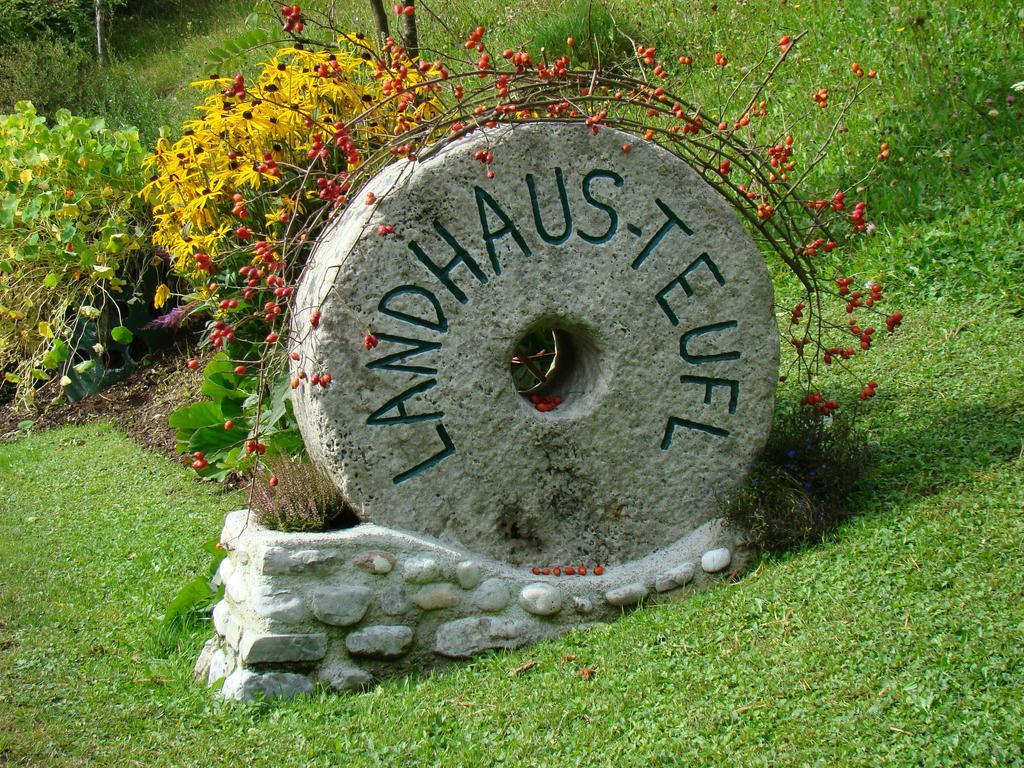 Landhaus Teufl Bed & Breakfast Faistenau Luaran gambar